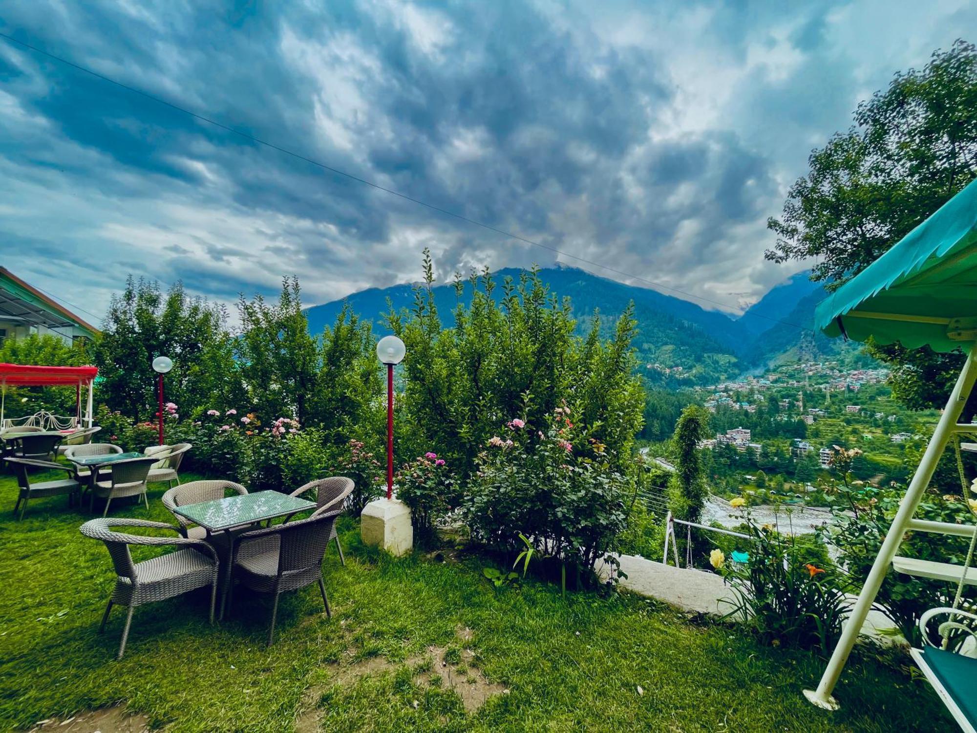 Naina Deventure Resort, Manali - Premium Rooms With Centrally Heated & Scenic View Exterior photo