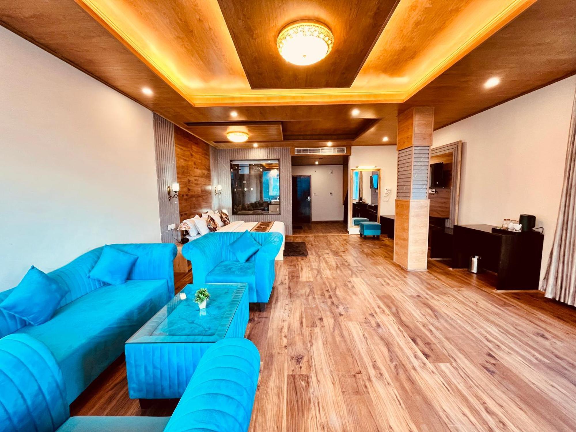 Naina Deventure Resort, Manali - Premium Rooms With Centrally Heated & Scenic View Exterior photo