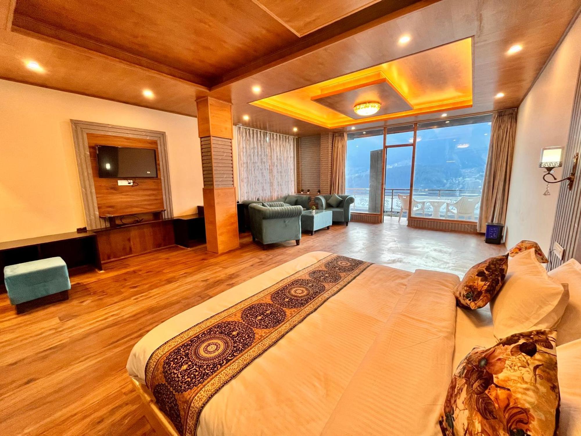Naina Deventure Resort, Manali - Premium Rooms With Centrally Heated & Scenic View Exterior photo